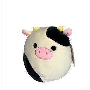 Connor the cow 8” Squishmallow